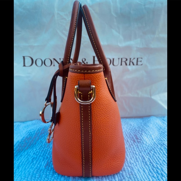 NEW PEBBLE COLLECTION Small Handle Tote - Picture 3 of 9